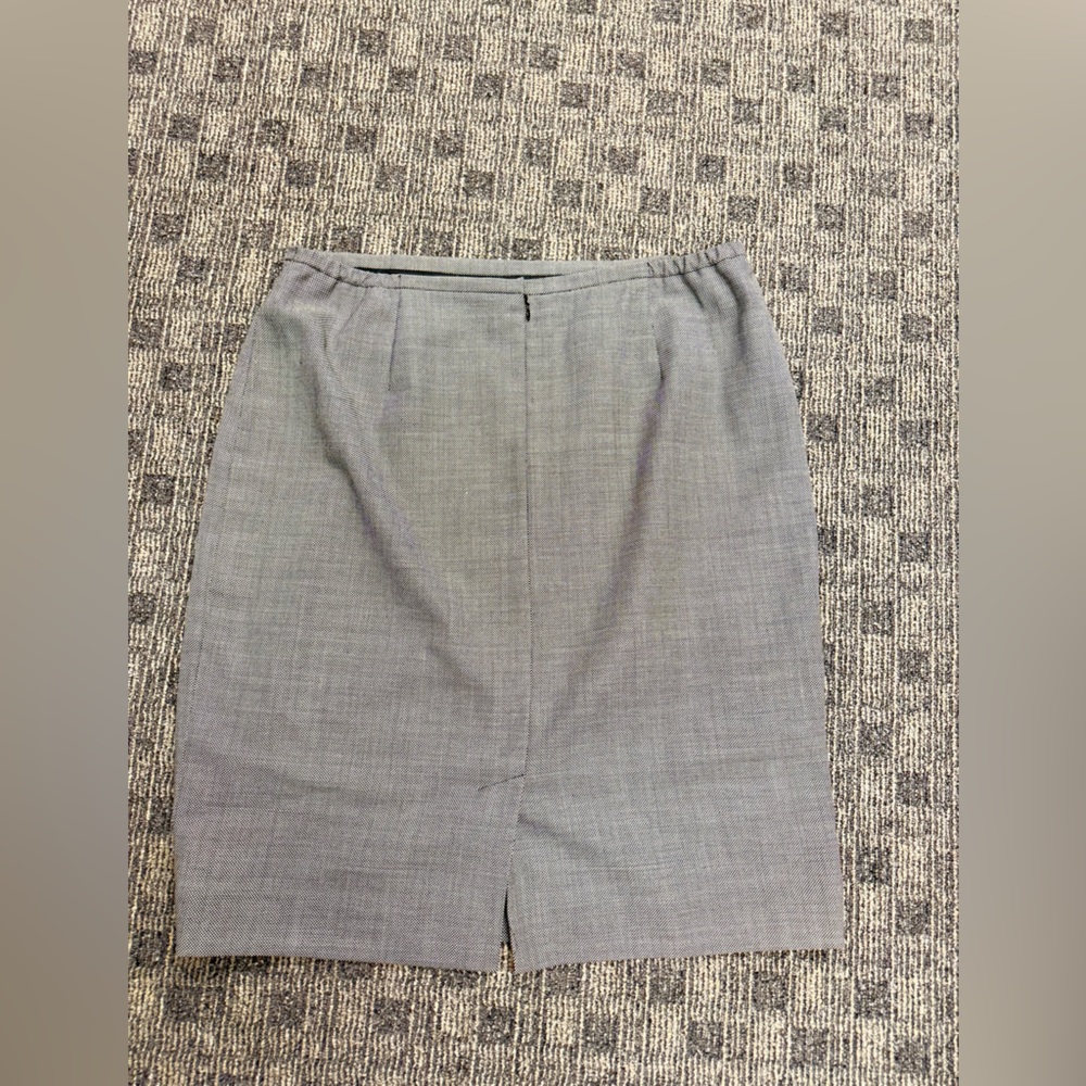 Mary Kay by Brookhurst Inc. / Black- Patterned Wool Skirt